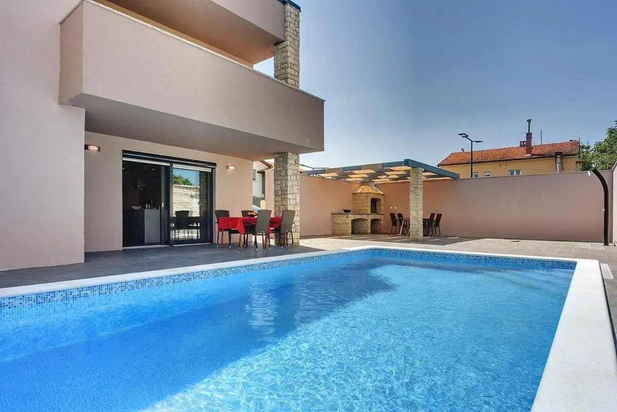 Holiday home Villa Christine Valbandon Croatia