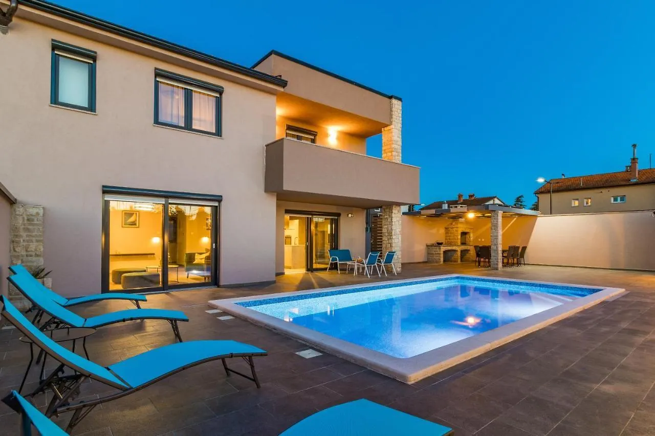 Villa Christine Valbandon Holiday home