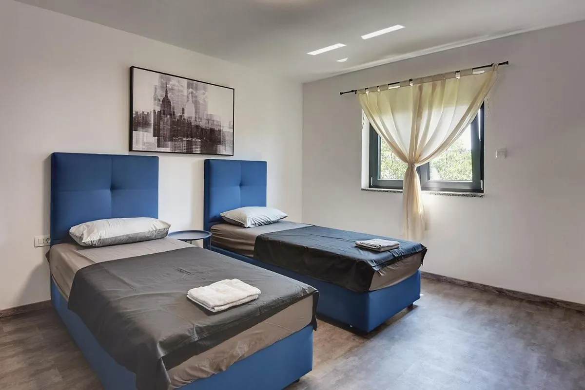 Villa Christine Valbandon 0*,  Croatia