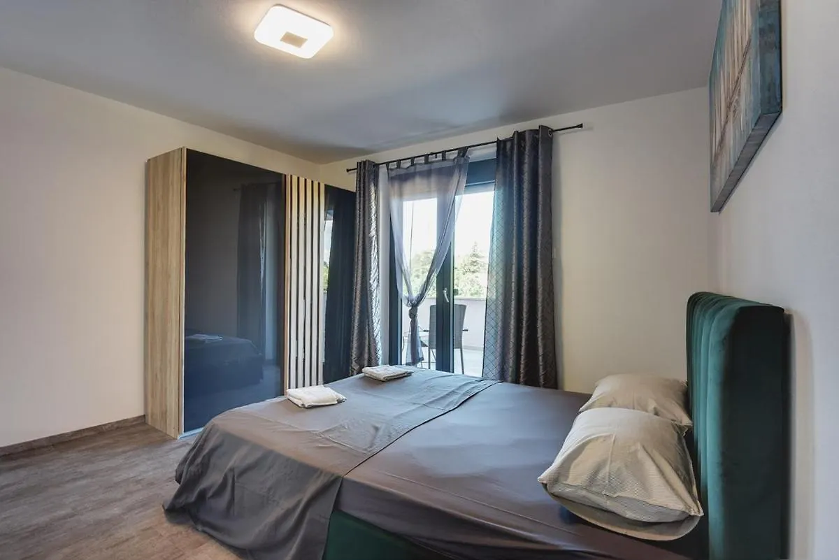 Holiday home Villa Christine Valbandon Croatia