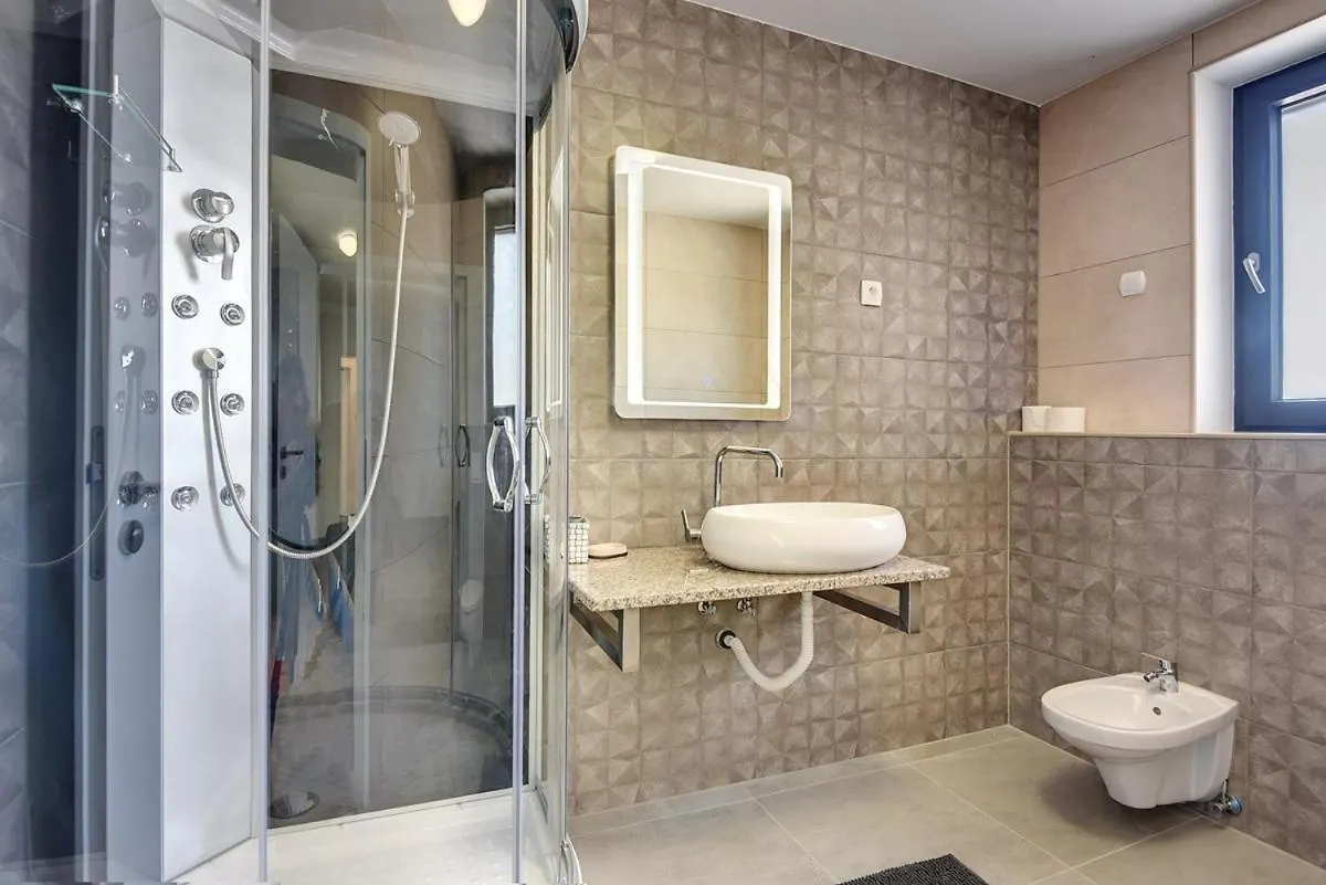 Holiday home Villa Christine Valbandon